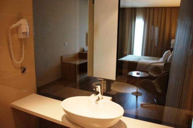 Boutique Hotel Jal el Dib Bagian luar foto