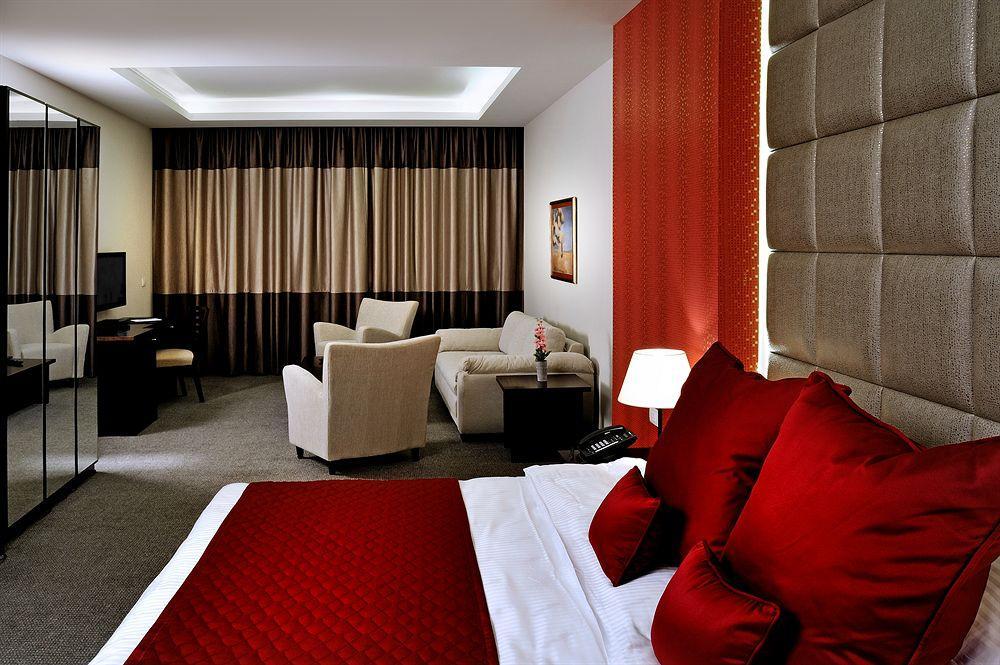 Boutique Hotel Jal el Dib Bagian luar foto