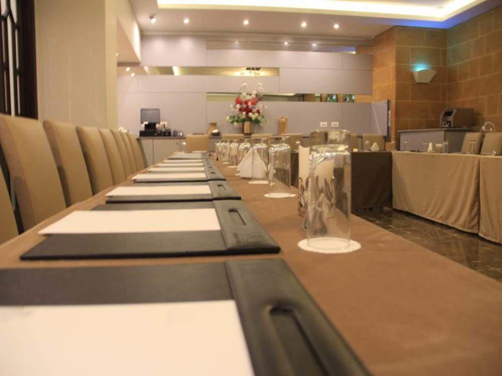 Boutique Hotel Jal el Dib Bagian luar foto