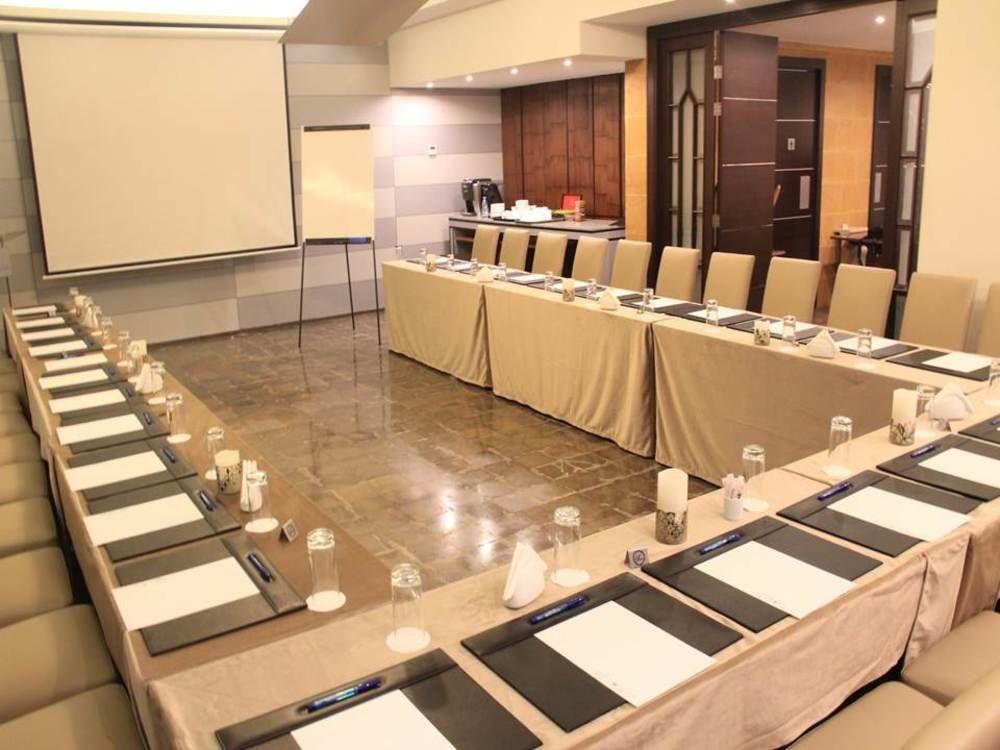 Boutique Hotel Jal el Dib Bagian luar foto